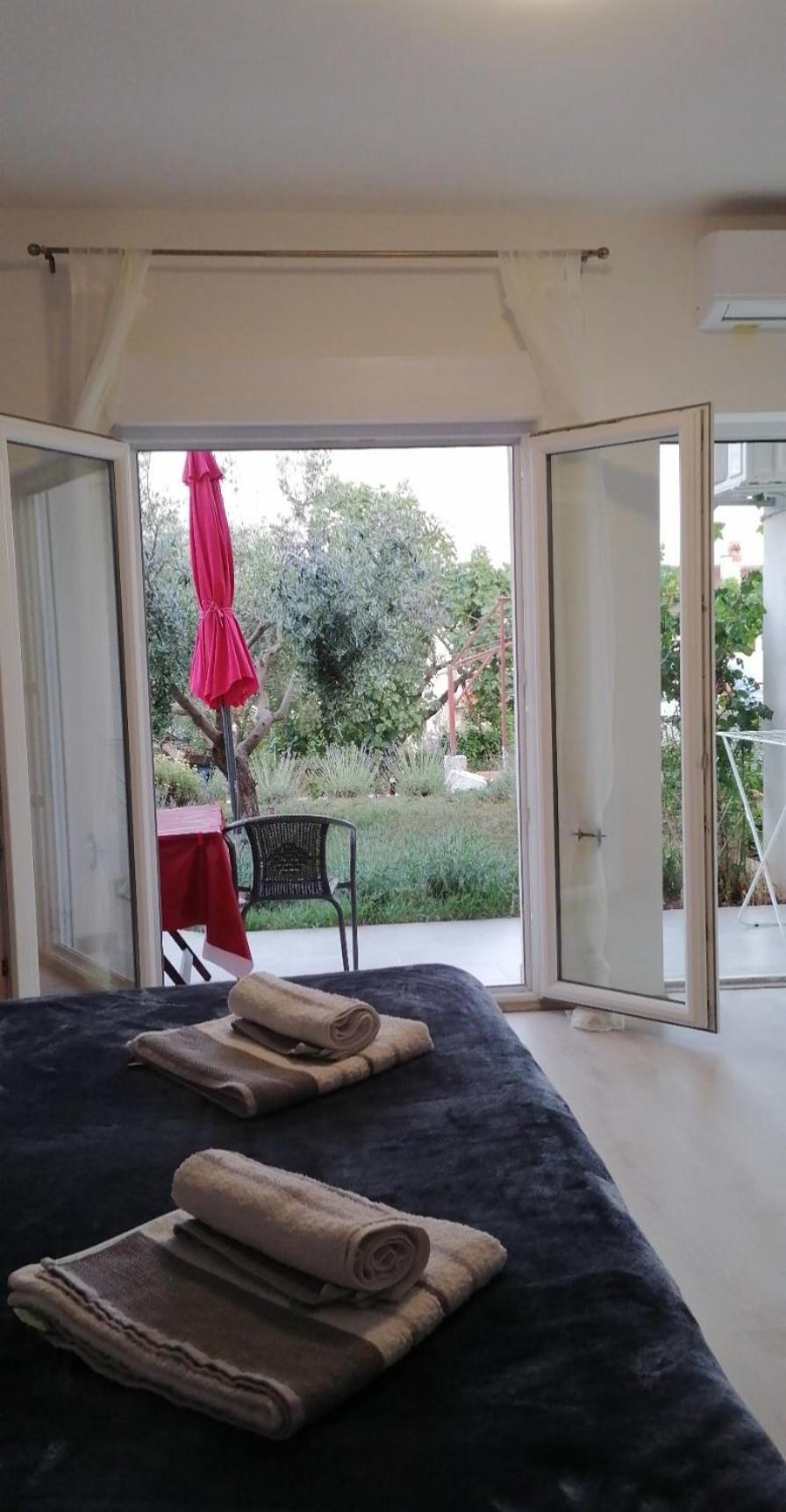 Leona Apartment Vidikovac, プーラ 部屋 写真